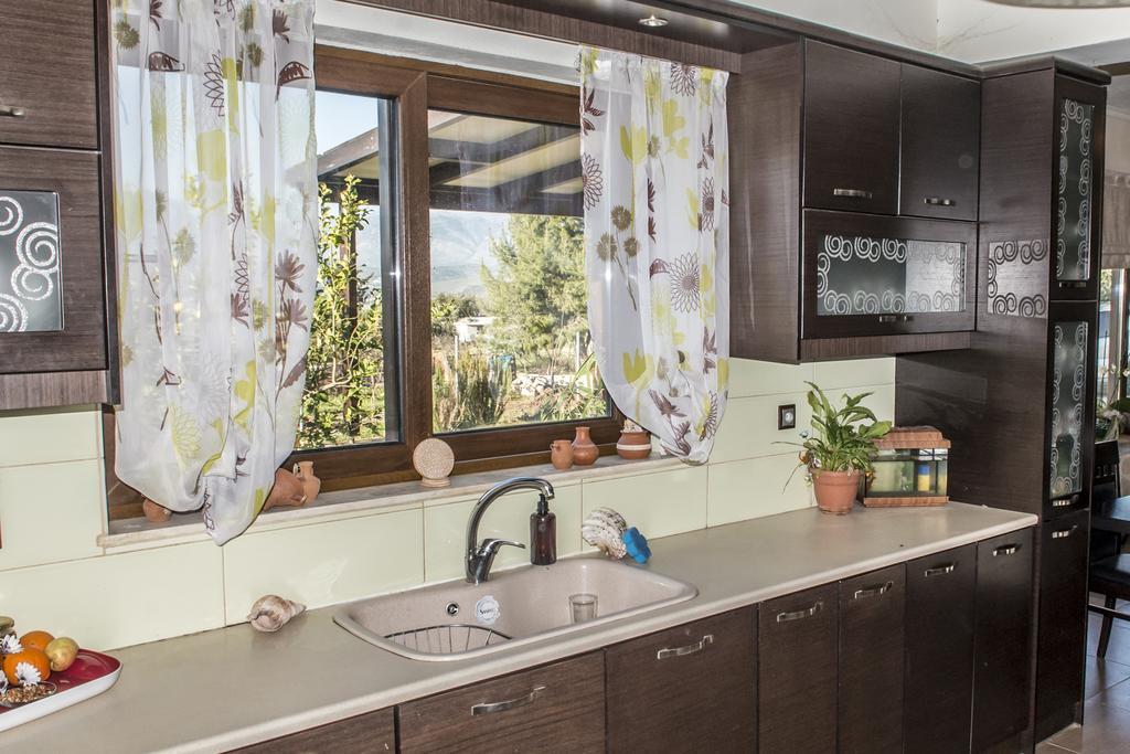 House Veggera - Private Swimming Pool Guest House Pombia Екстериор снимка