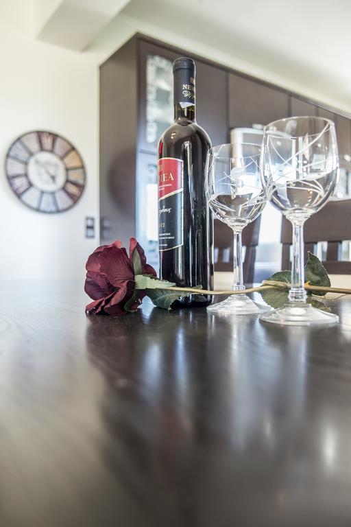 House Veggera - Private Swimming Pool Guest House Pombia Екстериор снимка
