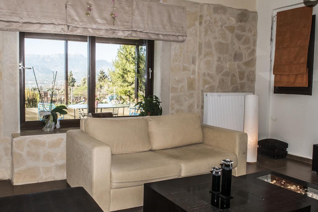 House Veggera - Private Swimming Pool Guest House Pombia Екстериор снимка