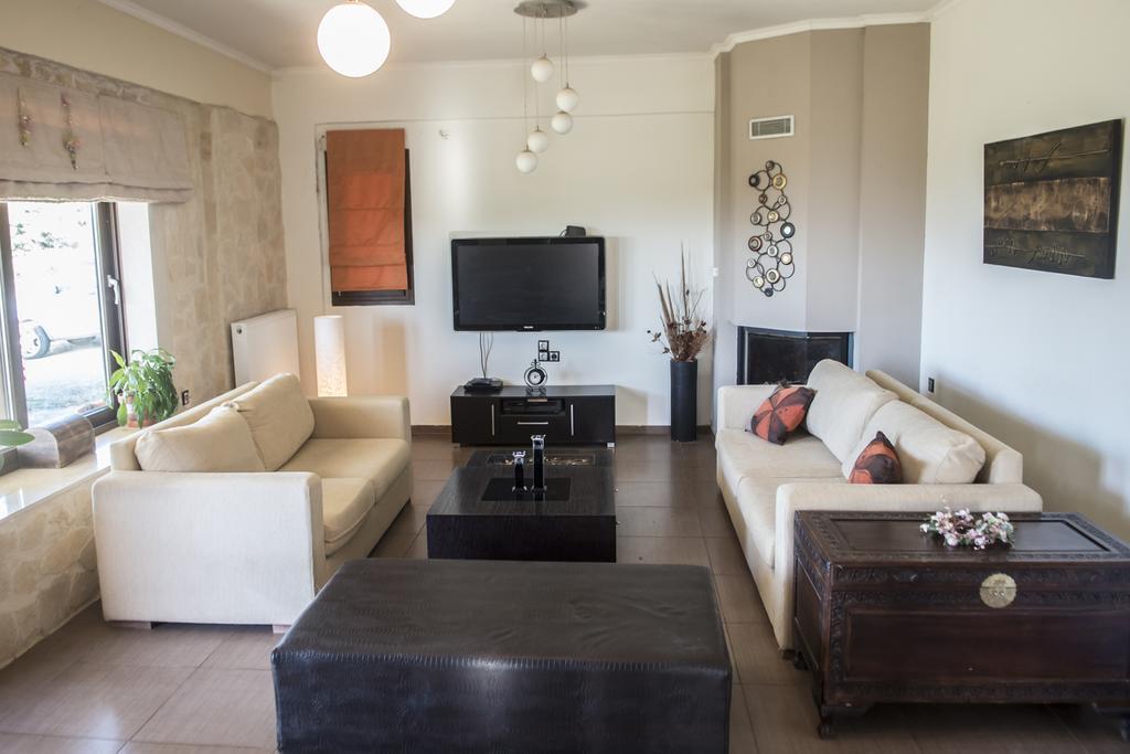 House Veggera - Private Swimming Pool Guest House Pombia Екстериор снимка