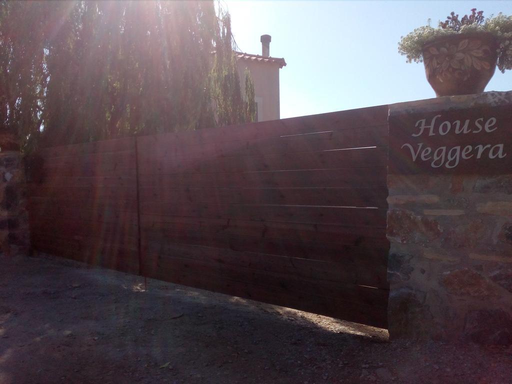 House Veggera - Private Swimming Pool Guest House Pombia Екстериор снимка