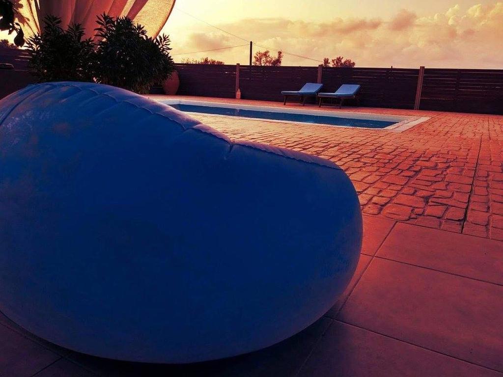 House Veggera - Private Swimming Pool Guest House Pombia Екстериор снимка